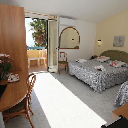 Hotel Grotticelle กาโปวาติกาโน ภายนอก รูปภาพ